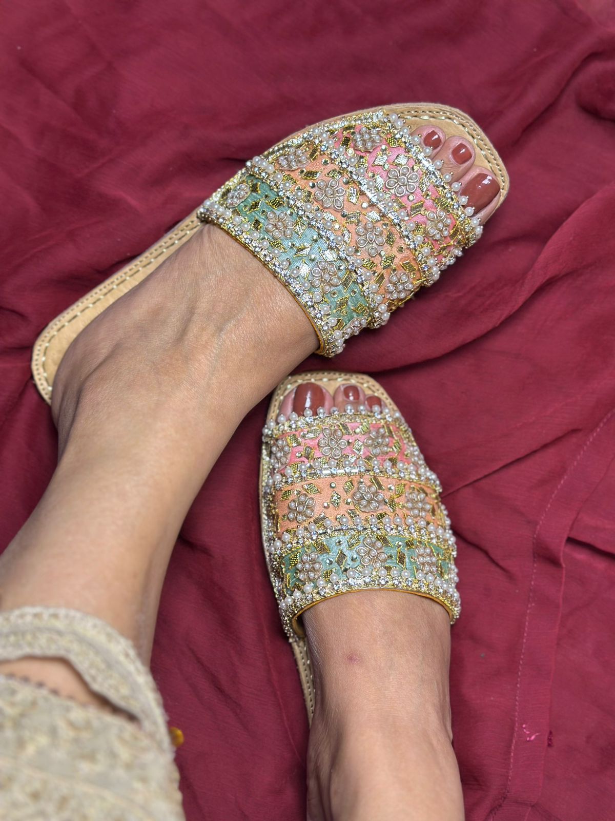 SLIDES